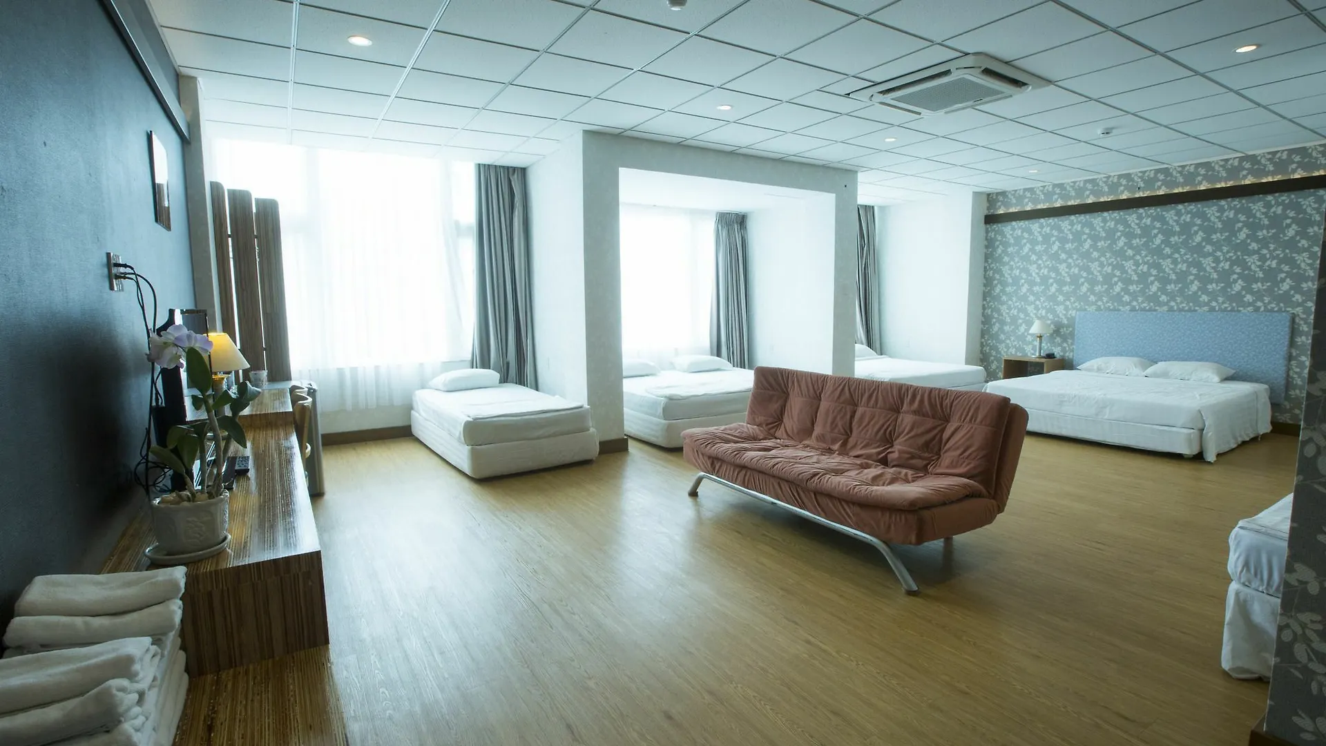 New Wave Vung Tau Hotel 4*,